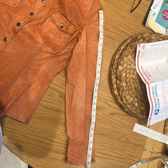 100% Genuine Leather Snap-Button Shirt Jacket (Size Medium, Rust Orange Vintage) - Picture 15 of 16
